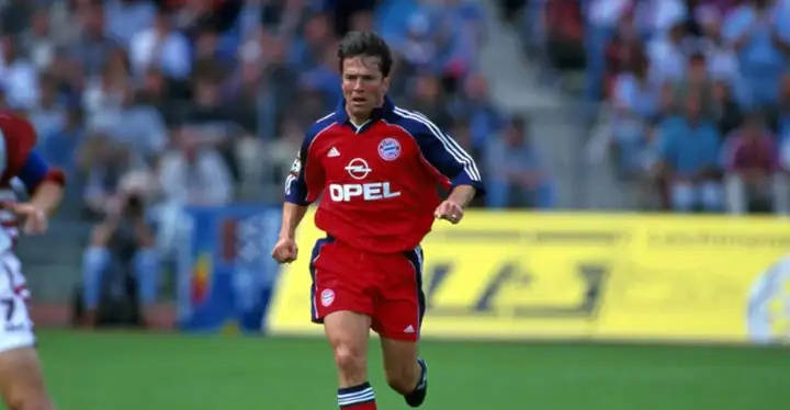 足坛历史上有哪些老当益壮的球员,年纪大了还能有出色的表现?